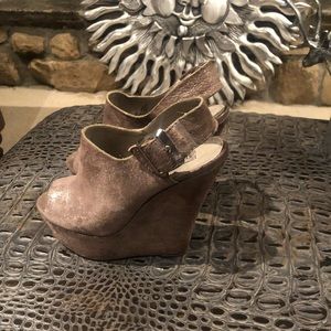Gorgeous Steve Madden Wedge Heels!!